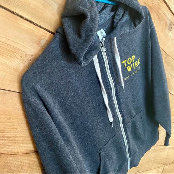 Top Wire Hop Project Llama Zip-up Gray Hoodie Sz Small, Unisex fit - Picture 9 of 13